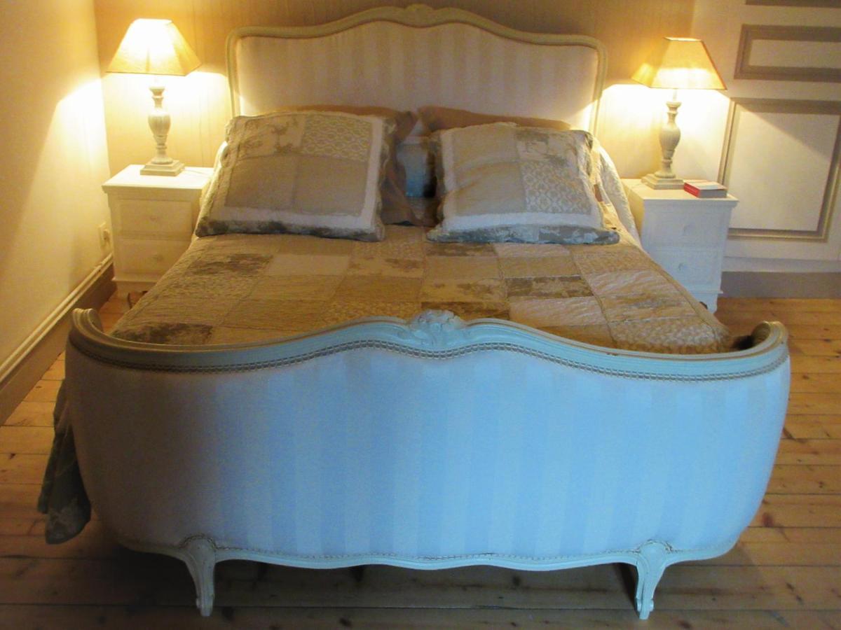 Le Manoir Sur La Roche, 74, Impasse Du Manoir, 71520 Navour Sur Grosne D121 Bed & Breakfast Clermain Dış mekan fotoğraf