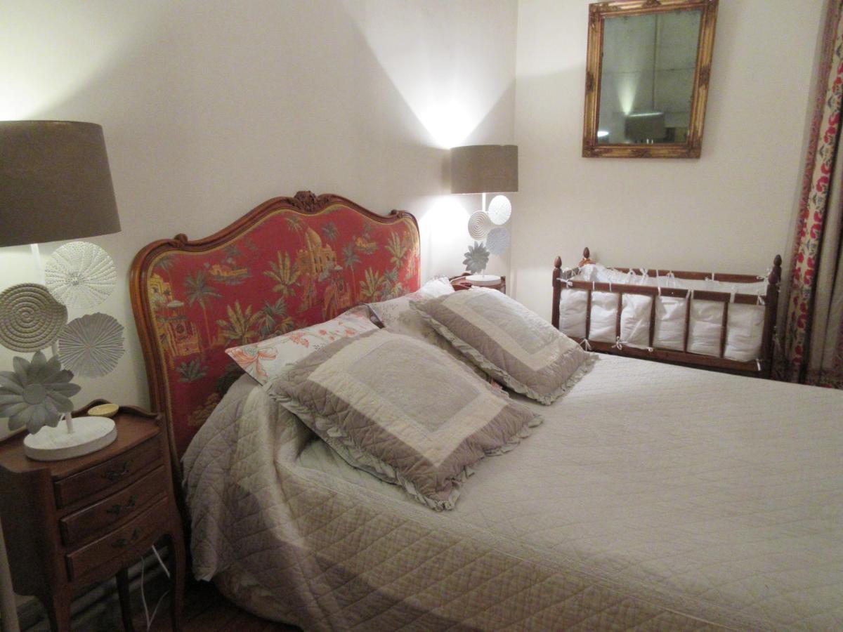 Le Manoir Sur La Roche, 74, Impasse Du Manoir, 71520 Navour Sur Grosne D121 Bed & Breakfast Clermain Dış mekan fotoğraf