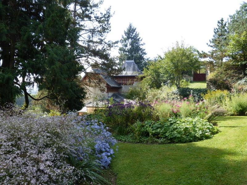 Le Manoir Sur La Roche, 74, Impasse Du Manoir, 71520 Navour Sur Grosne D121 Bed & Breakfast Clermain Dış mekan fotoğraf